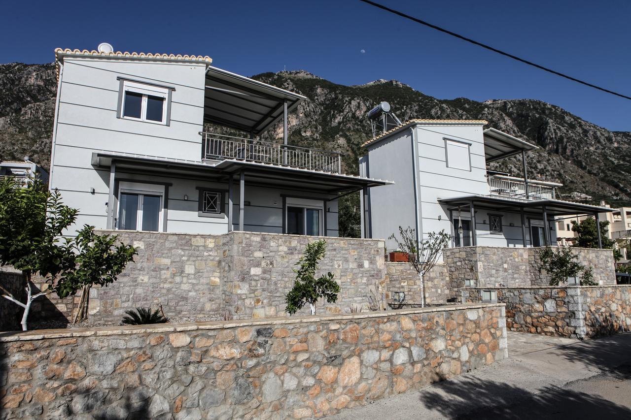 Mountain & Sea Apartamento Kalamata Exterior foto